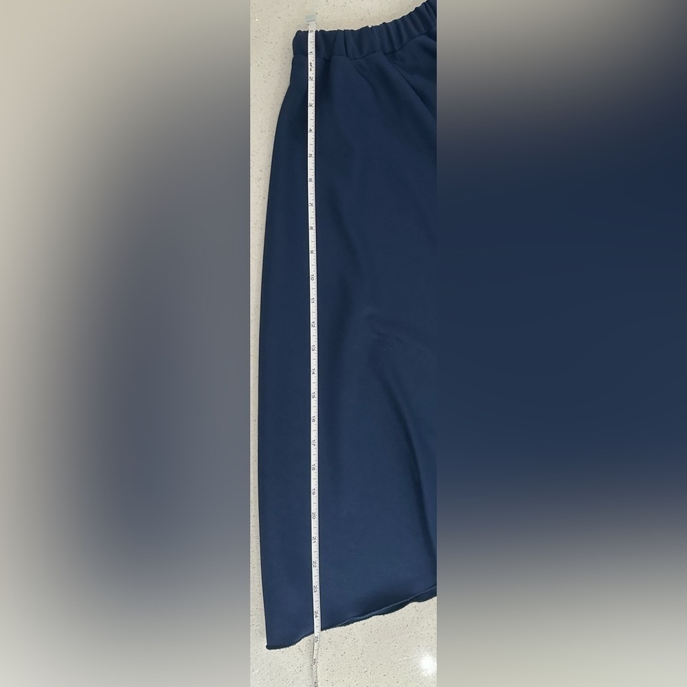Rivars: Women’s Y2K Elegant Skirt- Size Small - Picture 6 of 6